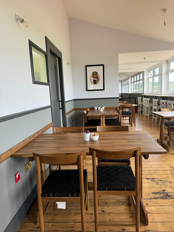 Hangar 9 Cafe